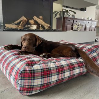 Dog's Companion® Hondenbed dress stewart extra small